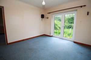 Dining Room- click for photo gallery
